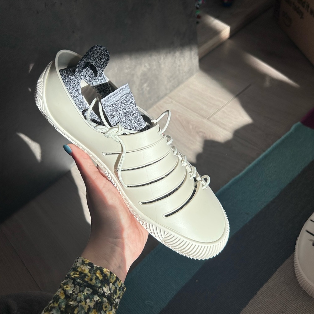 Brand New Bottega Veneta White Climber Sneakers - Picture 6 of 14